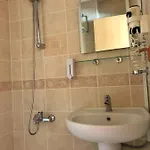 Armoni فندق
